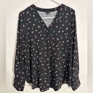 Black / pink floral blouse. Ann Taylor. Like new.